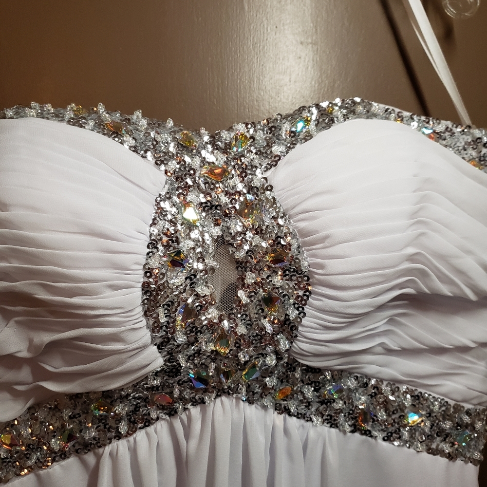 Wedding/Cocktail Dress - Picture 4 of 7